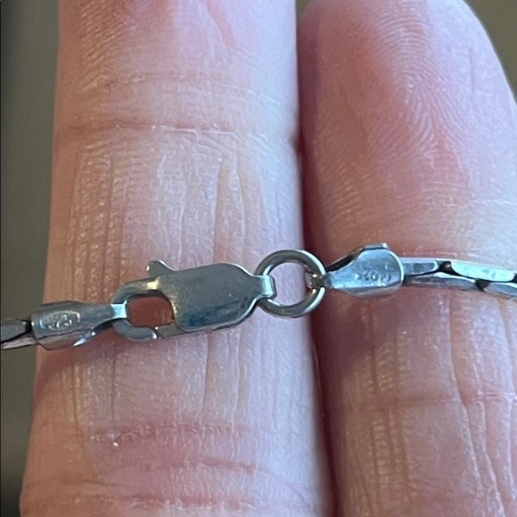 925 Sterling silver garnet flower necklace - Picture 6 of 6